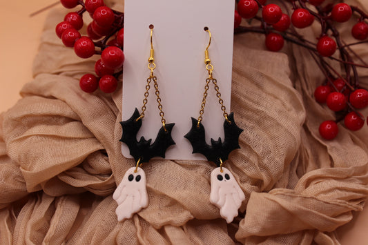 Chauve-Souris avec Fantômes